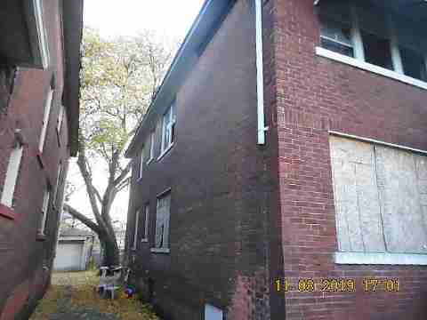 2447 Clements (7)_m.jpg